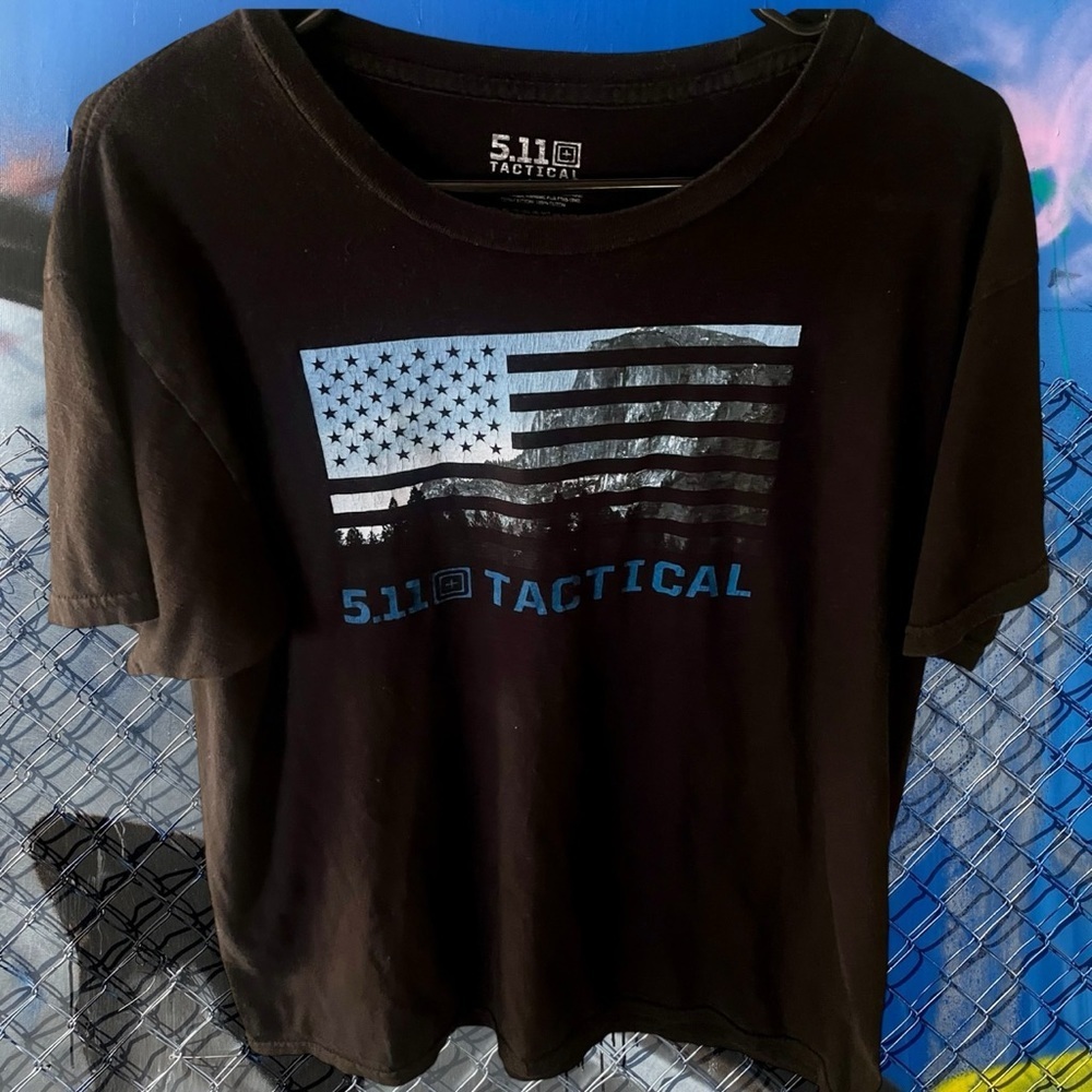 Men’s 5.11 Tactical T Shirt - Picture 2 of 5
